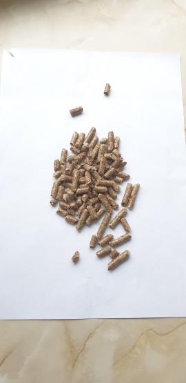 Borovicové pelety