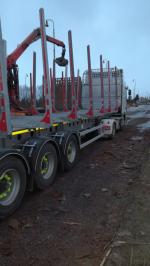 Напівпричіп зі стійками 02.03.2019 - 01.04.2019 |  Транспортування и вантаж | MT Transport a logistika