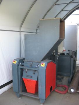 Дробілка і подрібнювач Mlyn na drevo CASTULIK MN300 |  Переробка відходів деревини | Деревообробні механізми | Ing.Častulík, s.r.o.